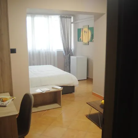 Apartment Bliri Myslym Shyri *
